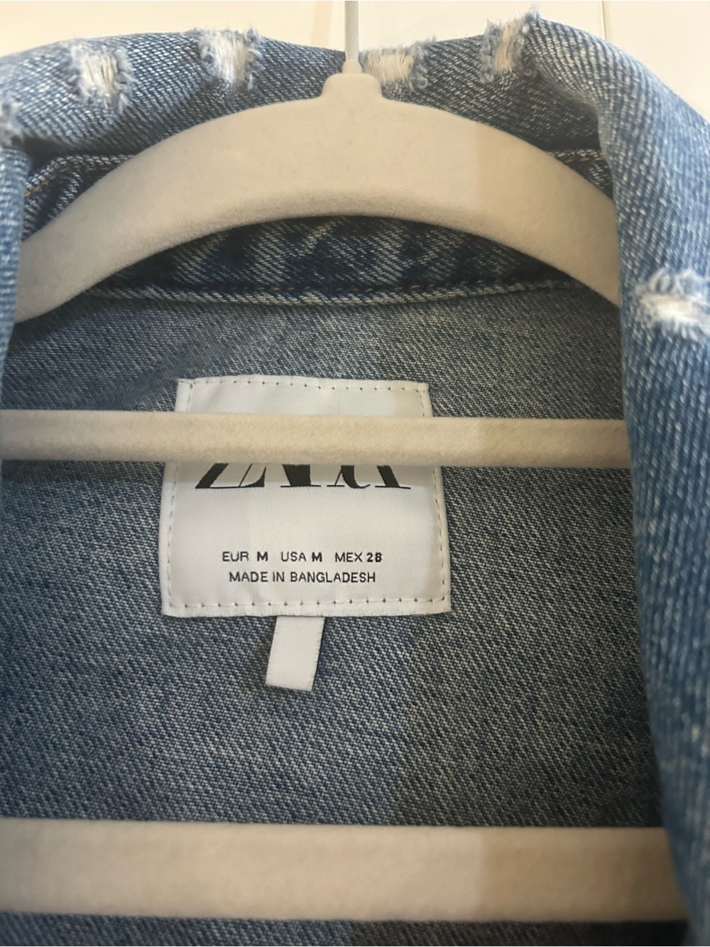 Zara Medium Blue Denim Trucker Jacket - Women - Picture 2 of 3